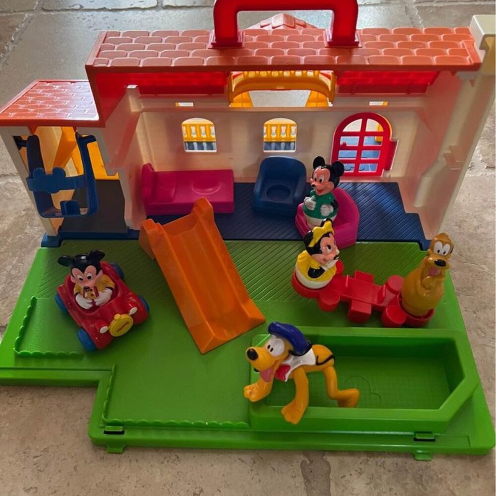 RARE Vintage 1989 Disney Mickey Town Toy Play House With Toy Furniture